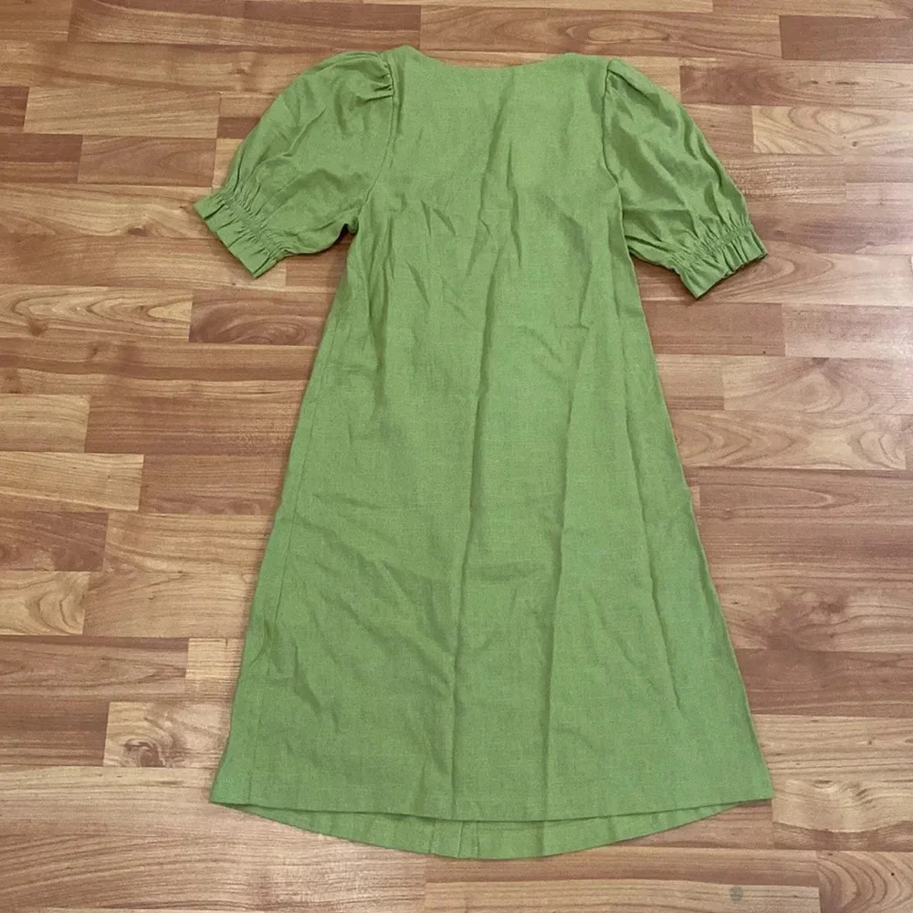 NWT Ellison Dress in Green - Picture 6 of 6